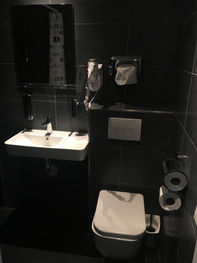 Hotel Manofa Amsterdam Esterno foto